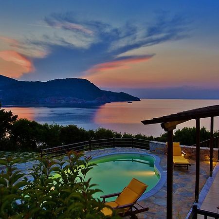 Porto Skopelos Villas Exterior photo