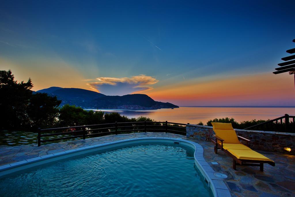 Porto Skopelos Villas Exterior photo