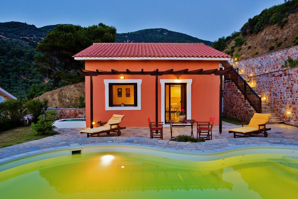 Porto Skopelos Villas Exterior photo