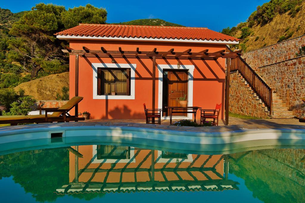 Porto Skopelos Villas Exterior photo